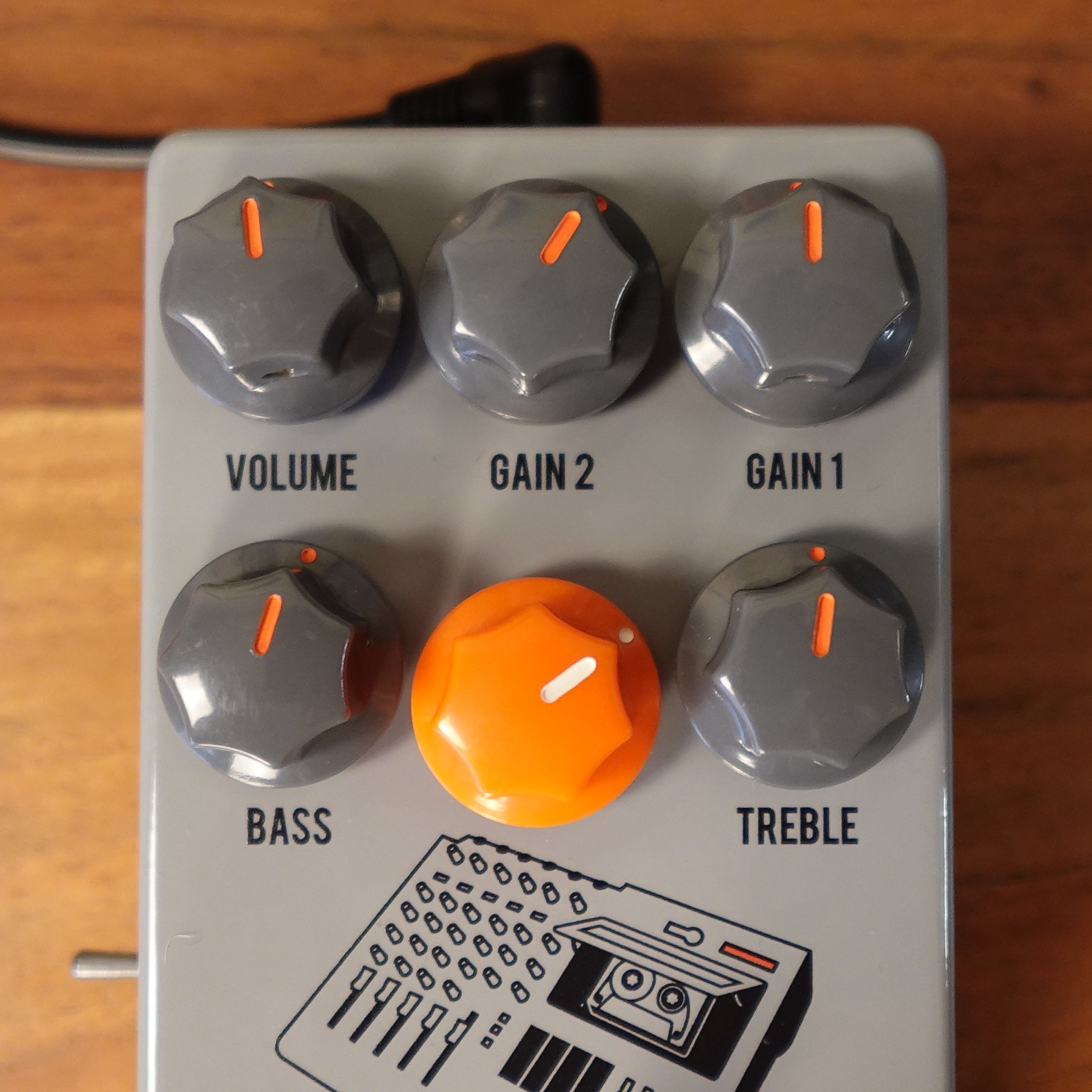 Tape Jockey (JHS 424 Gain Stage mod) – Cosmodio Instruments